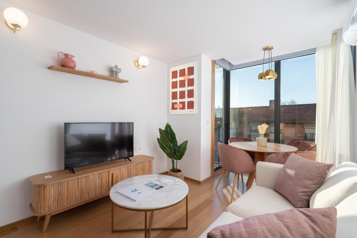 Habitatio - Bom Sucesso By Luxistay Porto Buitenkant foto